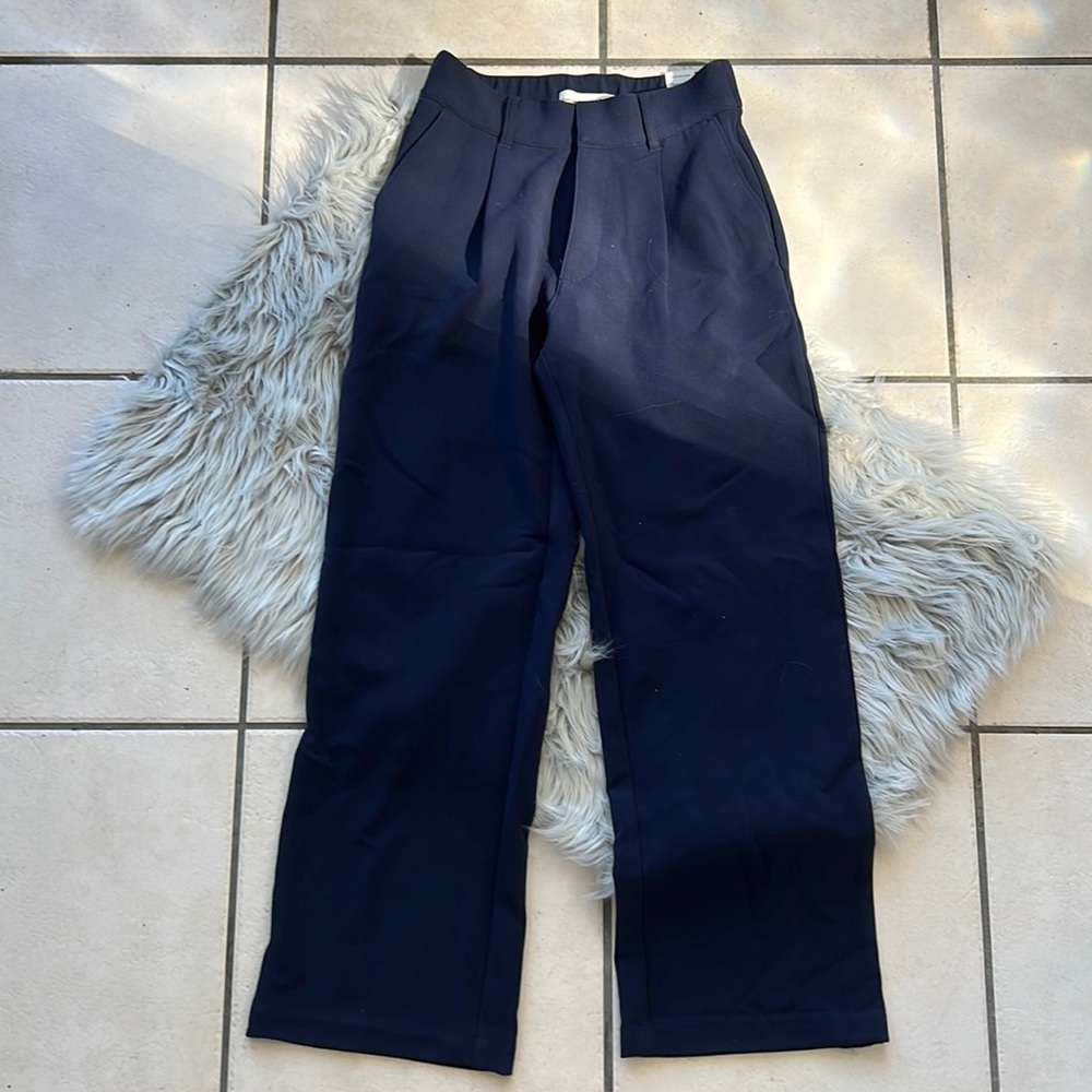 Low rise trouser